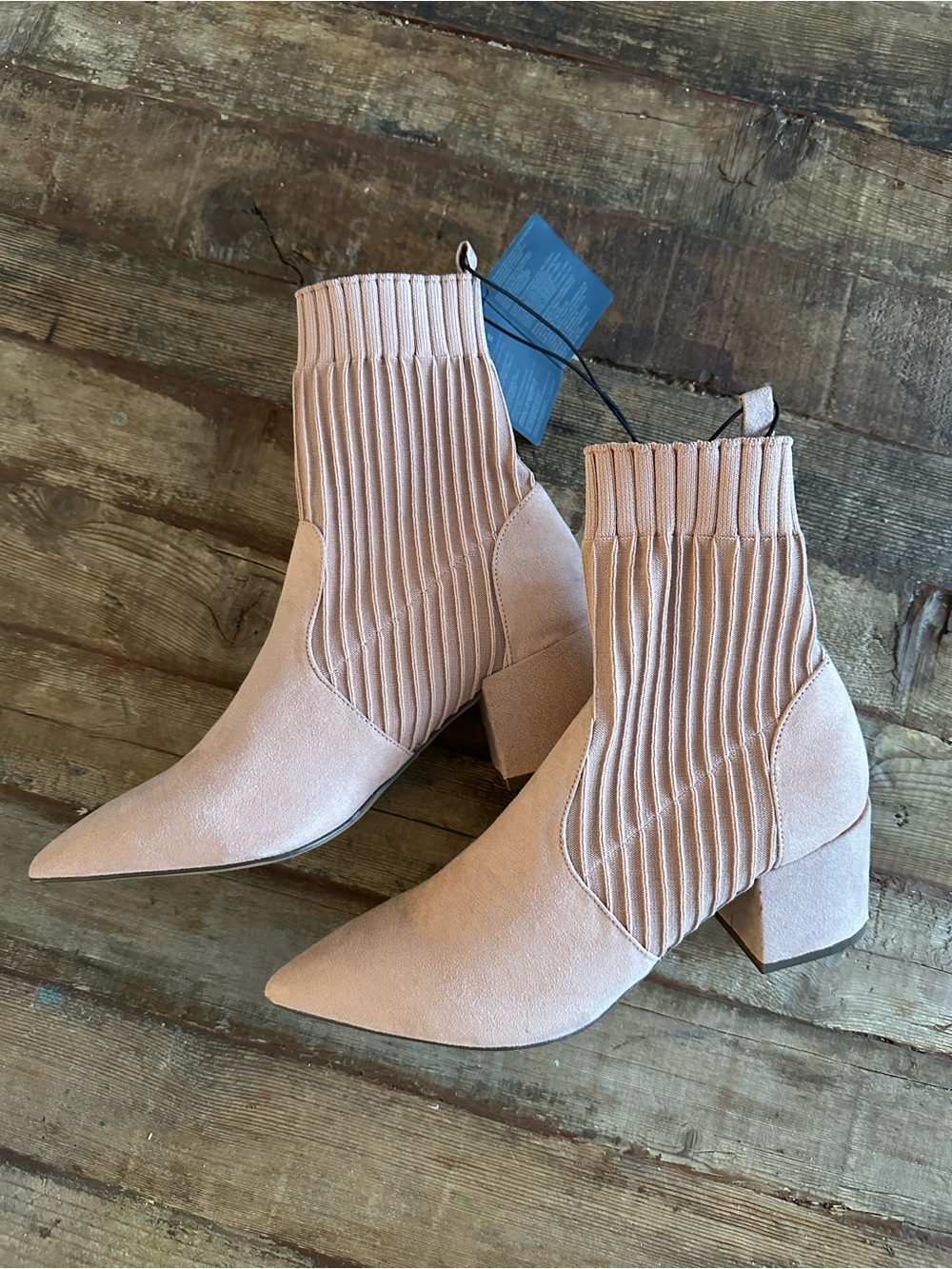 NWT Forever 21 Blush Pink Knit Sock Ankle Boots Pointed Toe Size 8
